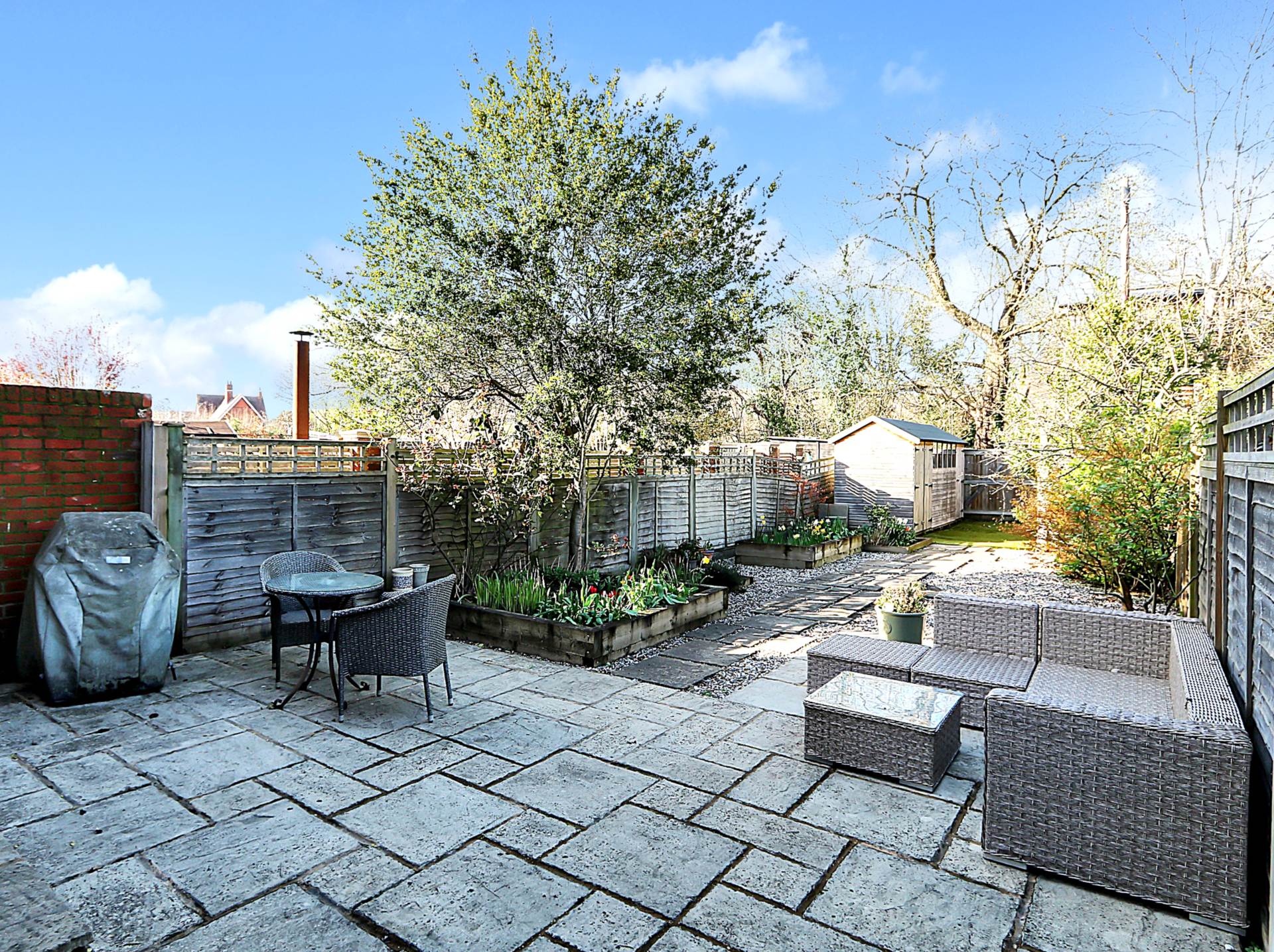 Thames Avenue, Pangbourne - walk to the shops & train station, Image 15