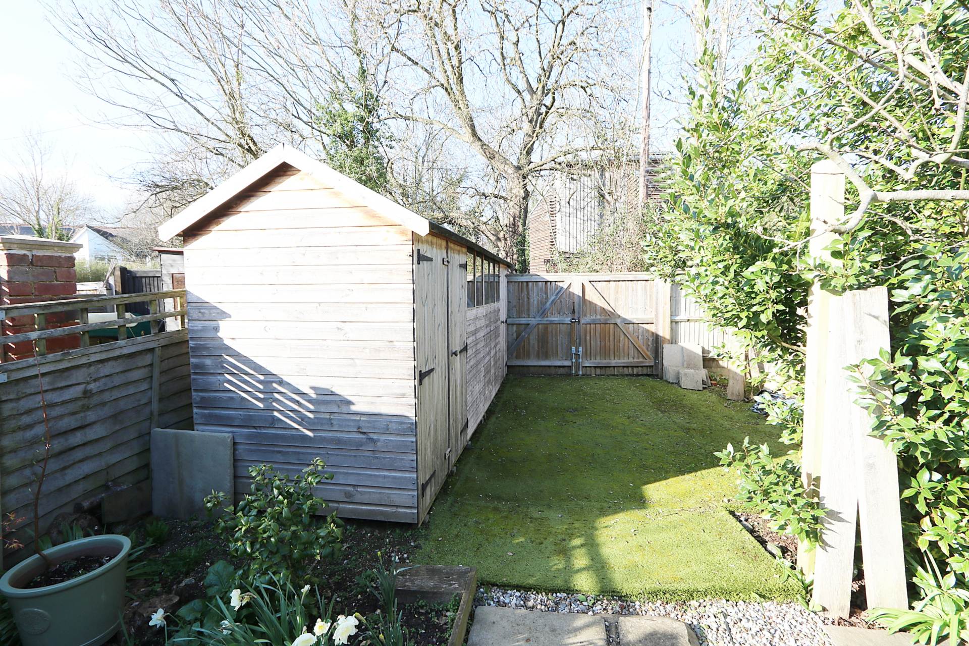 Thames Avenue, Pangbourne - walk to the shops & train station, Image 17