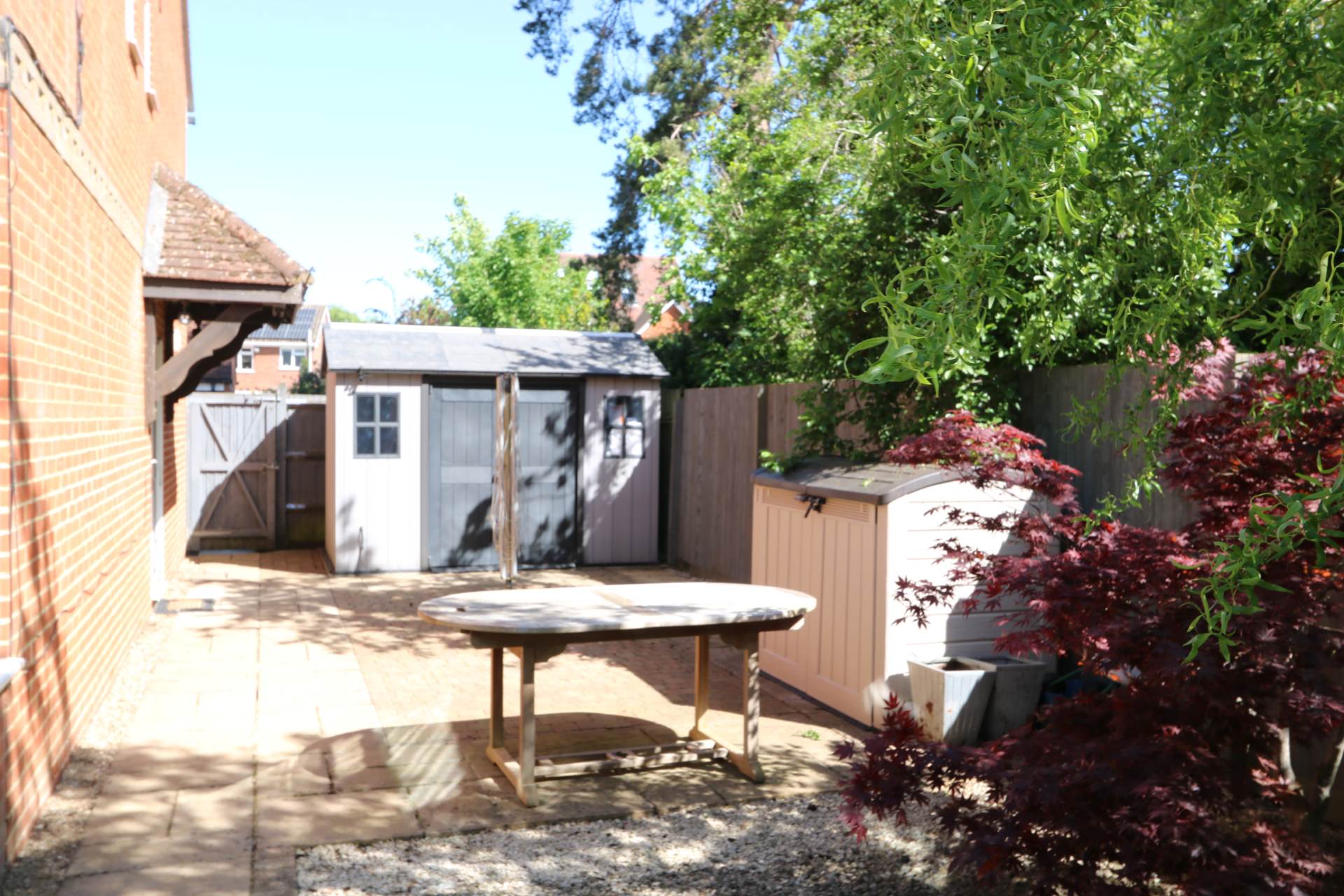 Horseshoe Road, Pangbourne - centre of the village, walk to shops & train to London/ Oxford, Image 15