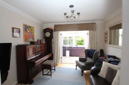Bradfield - Beautiful setting, Image 7