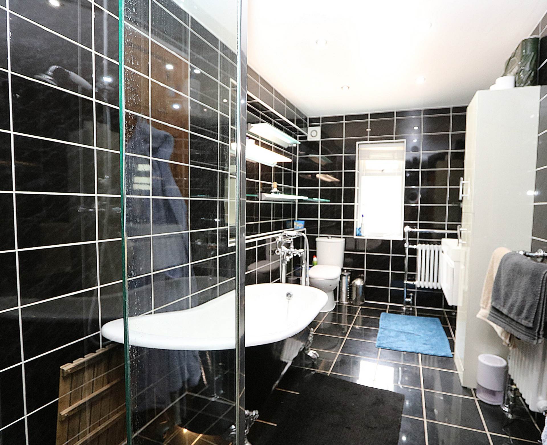 Fishers Lane, Cold Ash - Gardens and woodland 4 acres, Image 11