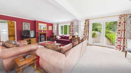 Fishers Lane, Cold Ash - Gardens and woodland 4 acres, Image 5
