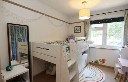 Whitchurch On Thames - Walk to Pangbourne shops, amenities, train station & highly regarded Whitchurch primary school, Image 16