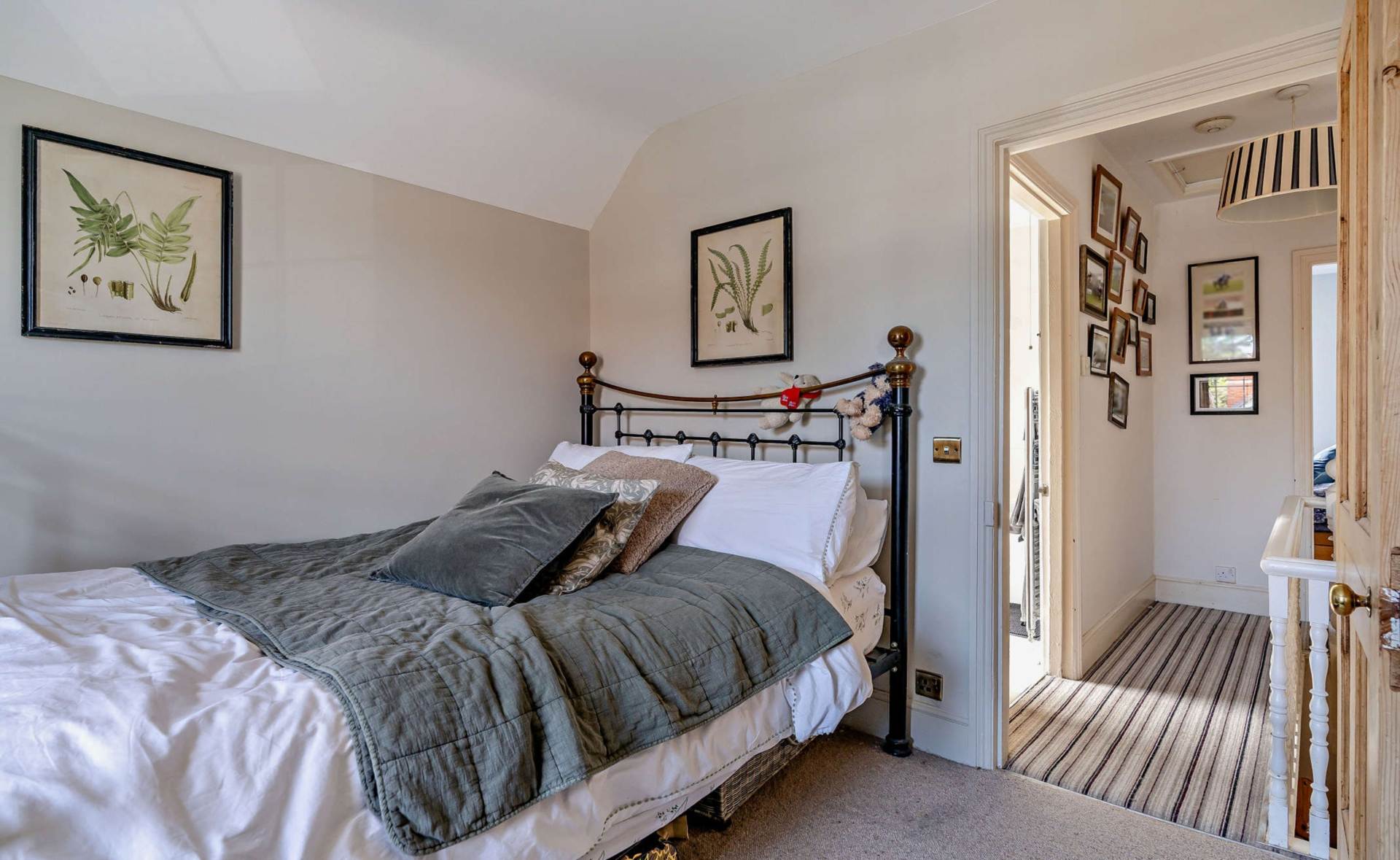 Meadowside Road, Pangbourne - Walk to shops, train station and Pang Meadows, Image 16