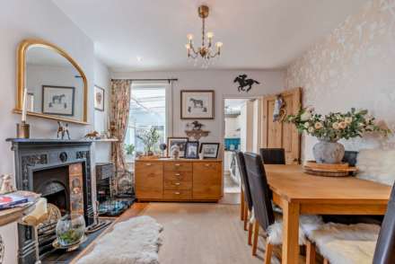 Meadowside Road, Pangbourne - Walk to shops, train station and Pang Meadows, Image 5