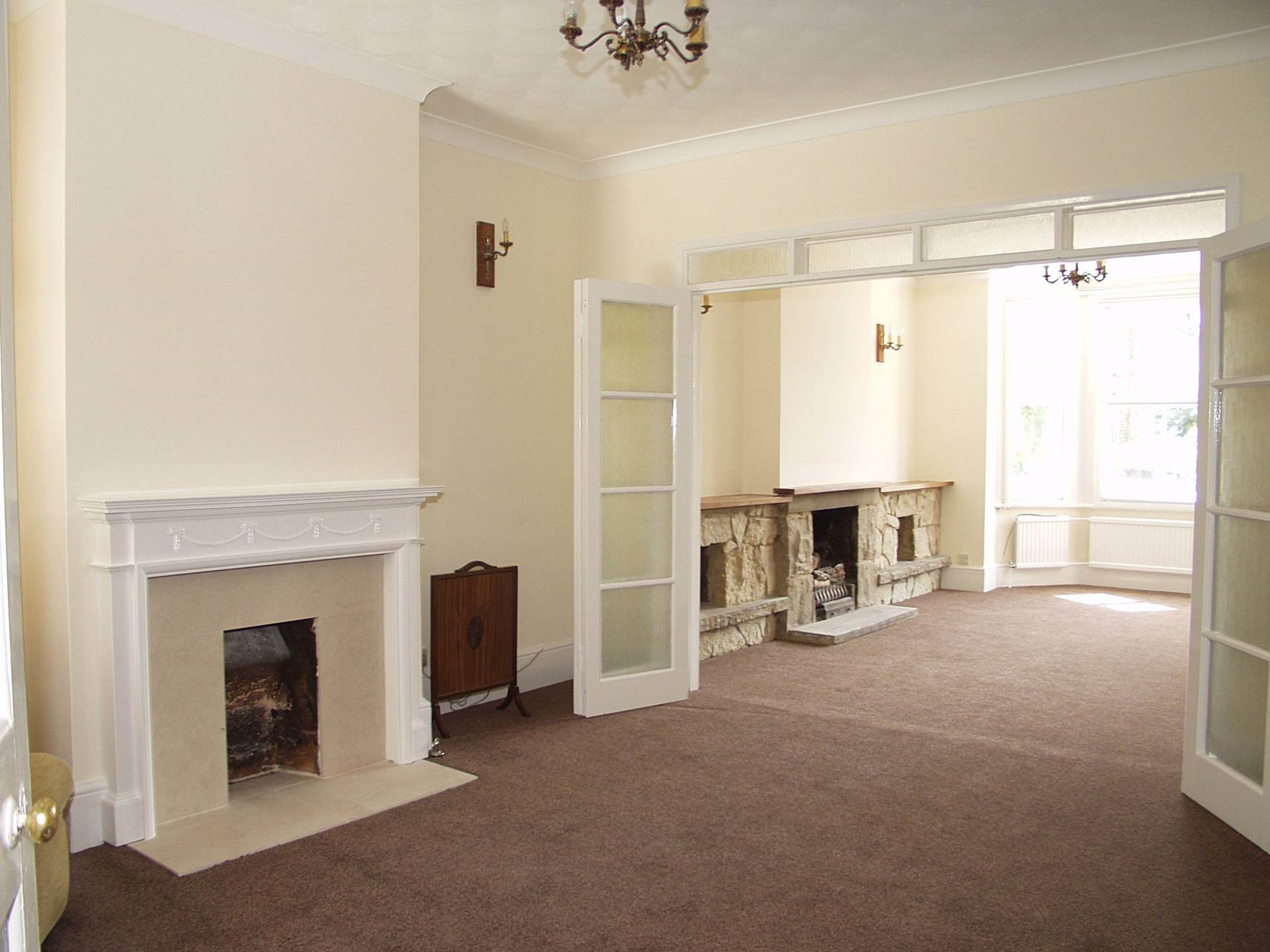 Sought-after Thames Avenue in the heart of Pangbourne, Image 4