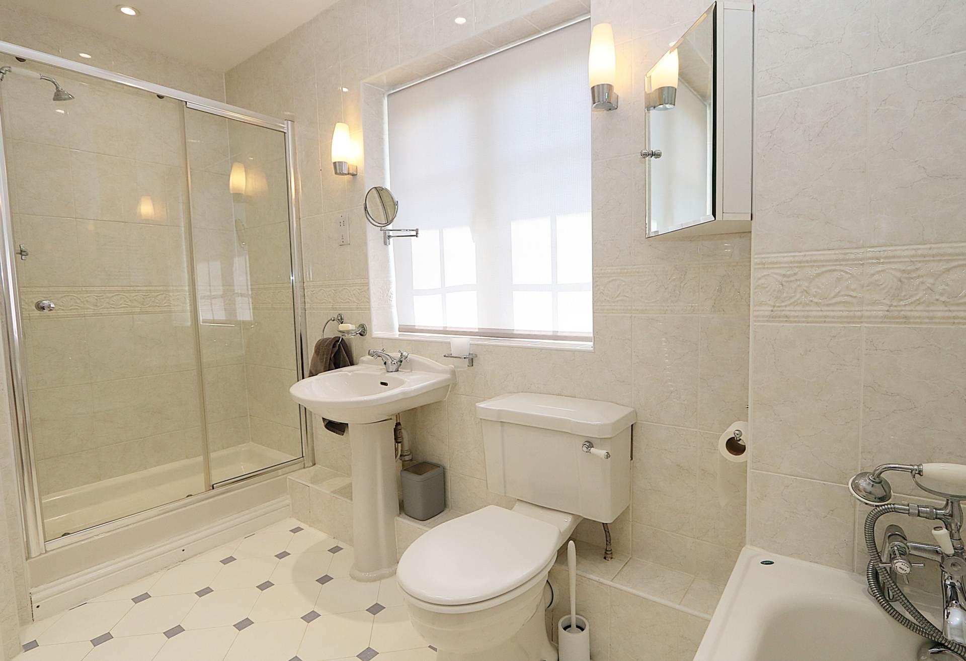Upper Basildon, Image 10