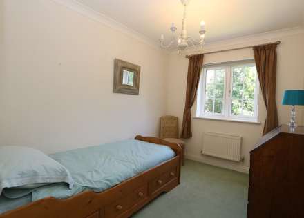 Upper Basildon, Image 14