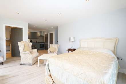 Marlston Road, Marlston, Image 21