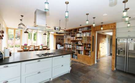 Riverview Road, Pangbourne, Image 4