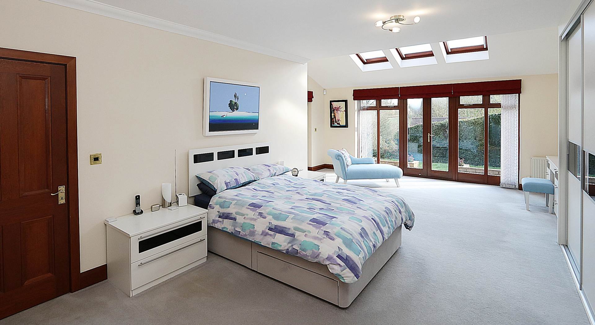 Pangbourne - Walk to village shops, amenities & train station to London, Image 21