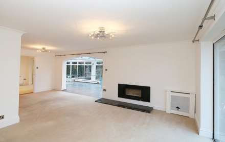 Whitchurch On Thames - walk to shops, restaurants & train station, Image 8