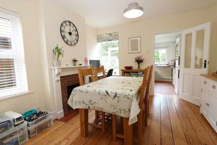 Meadowside Road, Pangbourne, Image 2
