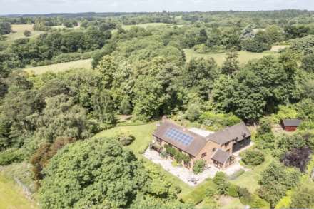 6 Bedroom Detached, Woolhampton Hill, Woolhampton