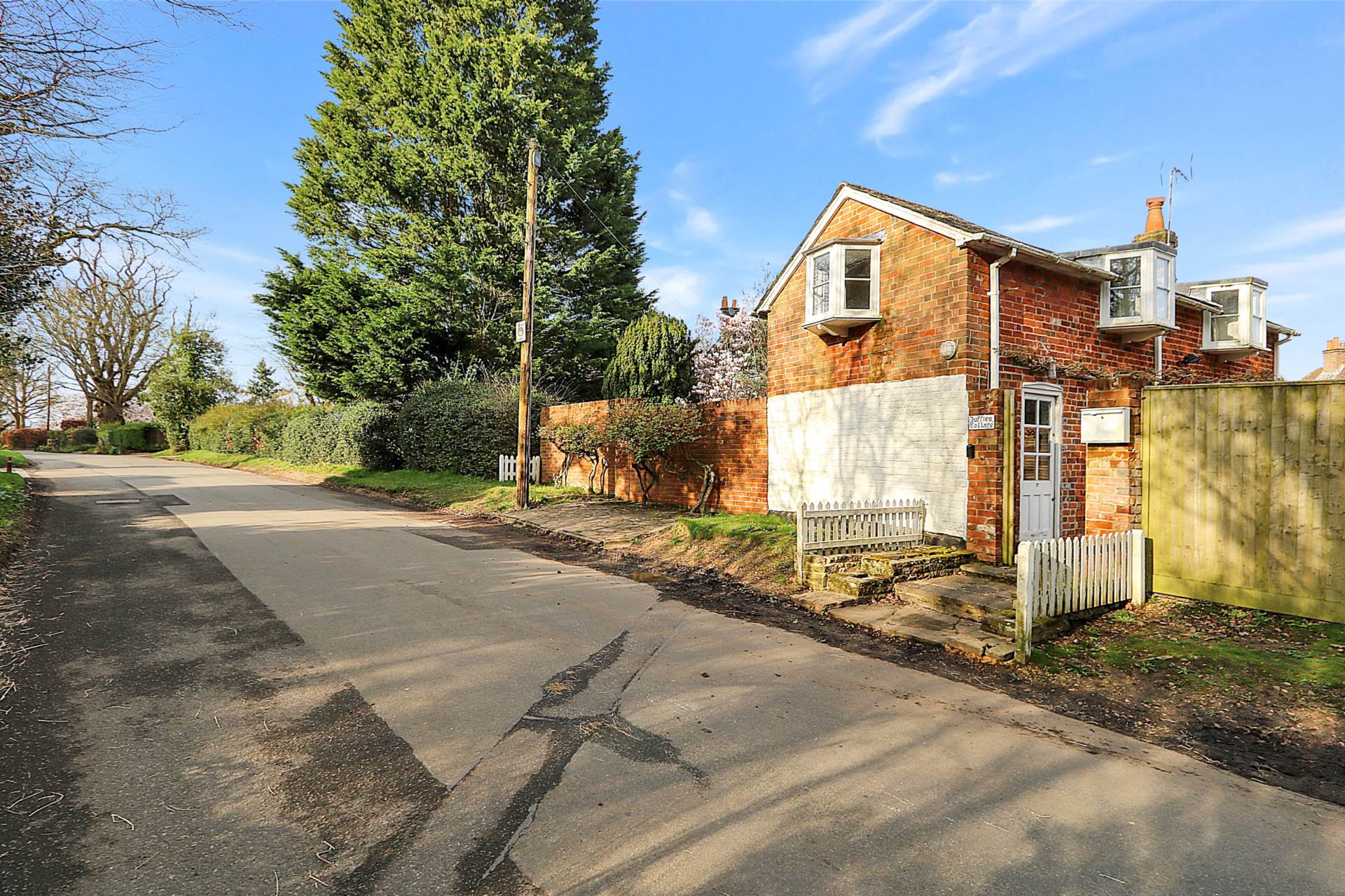 Aldworth Road, Upper Basildon, Image 15