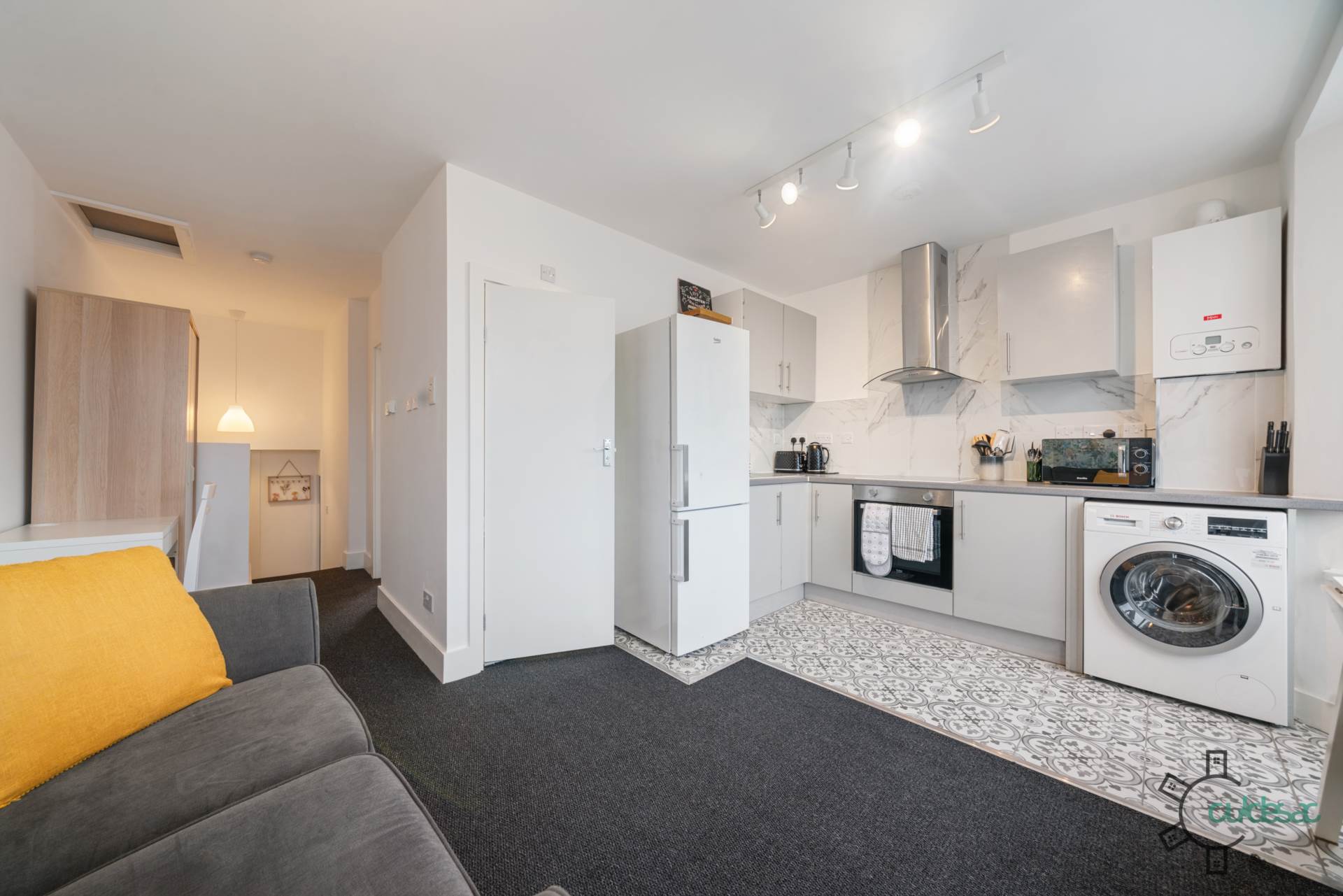Park Avenue Road, Tottenham N17, Image 4
