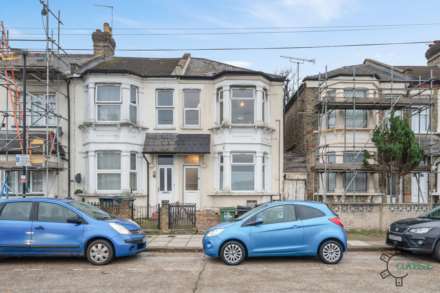 Park Avenue Road, Tottenham N17, Image 10