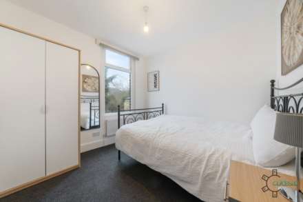 Park Avenue Road, Tottenham N17, Image 5