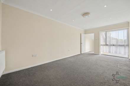 Shelbourne Road, Tottenham, N17, Image 11