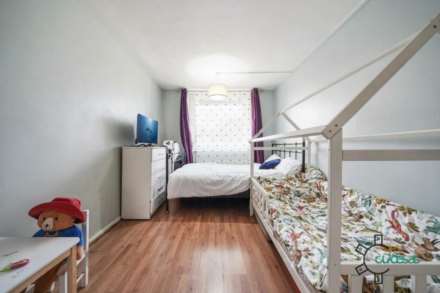 Oatfield House, Seven Sisters N15, Image 5