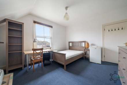 Upper Tollington Park, Stroud Green N4, Image 10