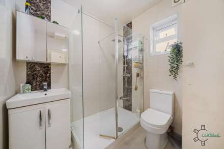 Carew Road, Tottenham N17, Image 12