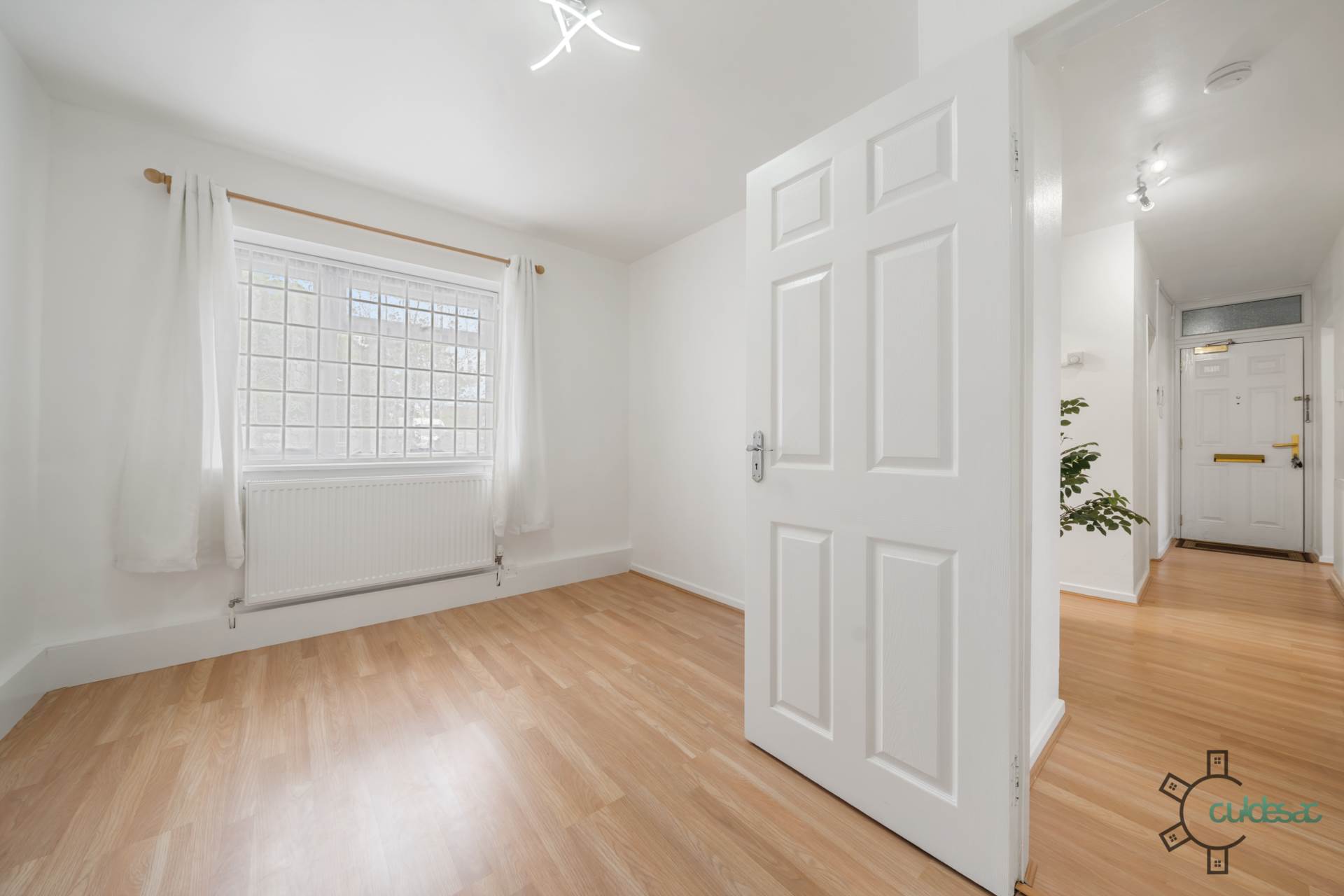 Carterhatch Lane, Enfield EN1, Image 10