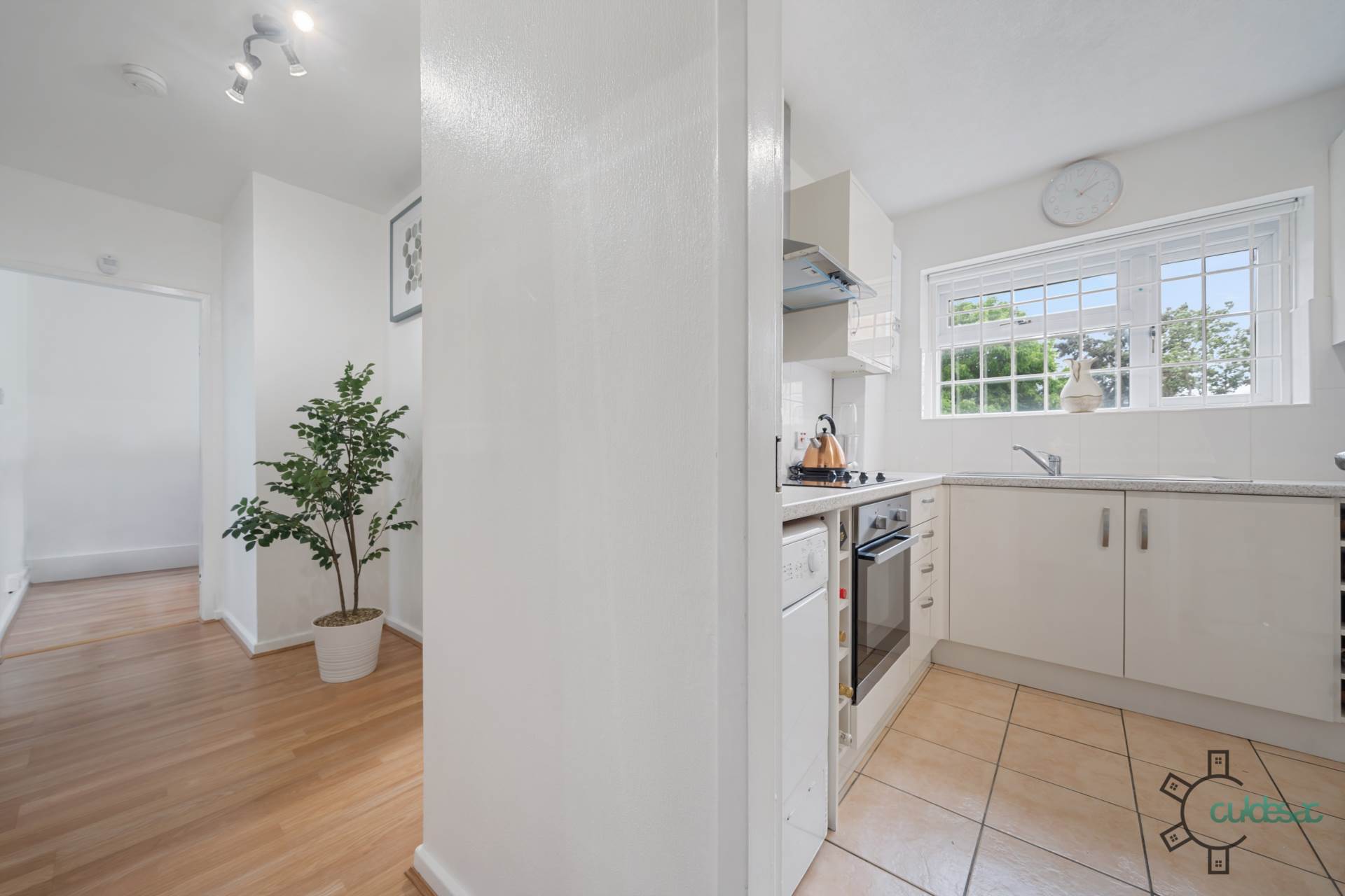 Carterhatch Lane, Enfield EN1, Image 5