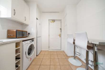 Carterhatch Lane, Enfield EN1, Image 4