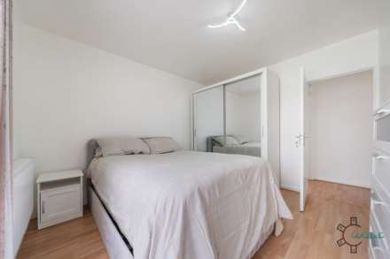 Carterhatch Lane, Enfield EN1, Image 9