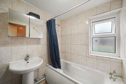 Newlyn Road, Tottenham N17, Image 13