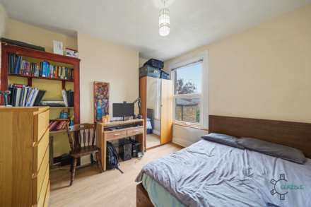 Newlyn Road, Tottenham N17, Image 9