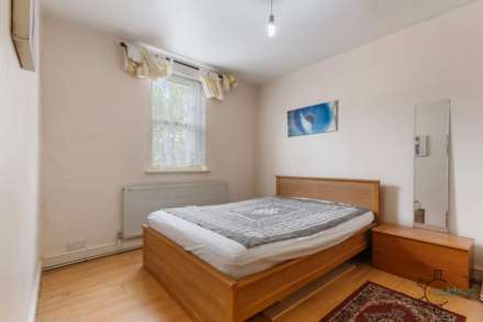 Northumberland Park, Tottenham, N17, Image 4