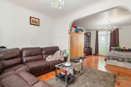 The Roundway, Tottenham N17, Image 2