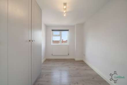 Thackeray Avenue, Tottenham N17, Image 12