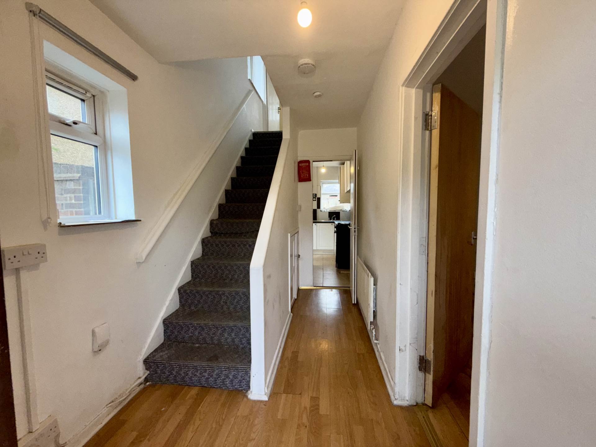 Cuckoo Hall Lane, Edmonton N9, Image 8