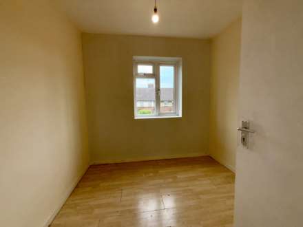 Cuckoo Hall Lane, Edmonton N9, Image 3