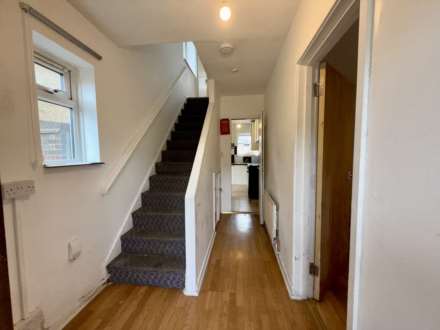 Cuckoo Hall Lane, Edmonton N9, Image 8