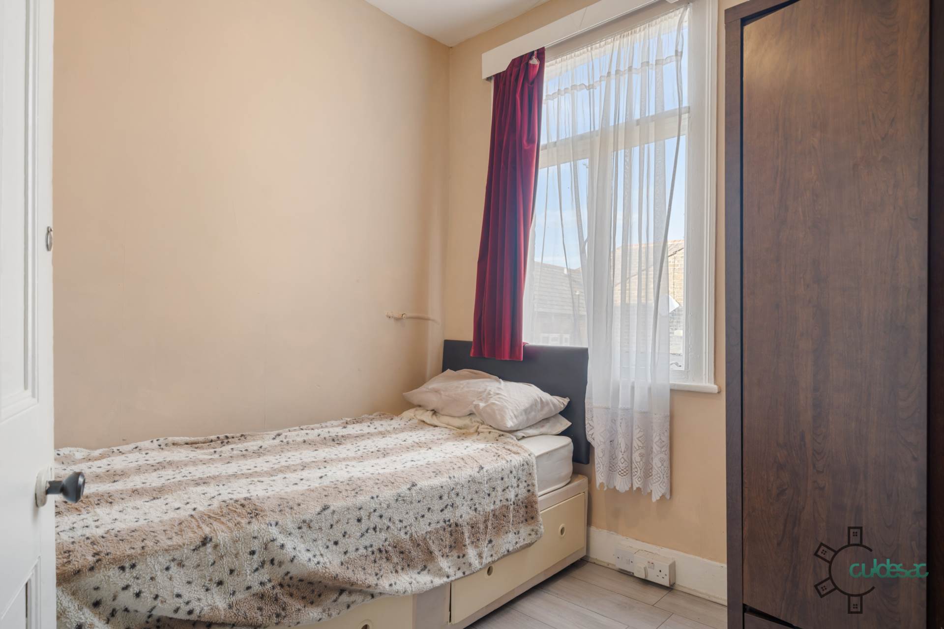 Radley Road, Tottenham, N17, Image 9
