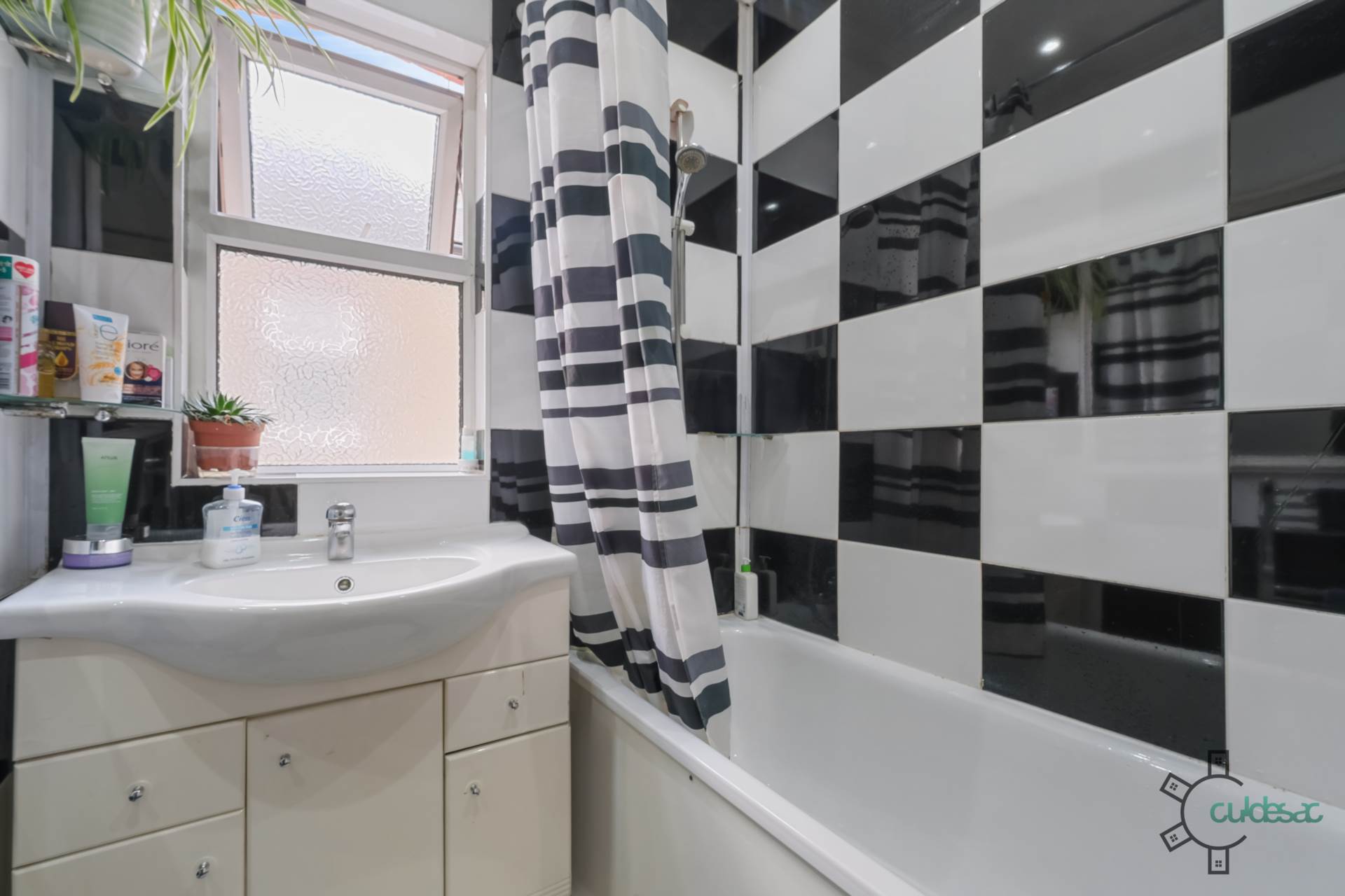 Terront Road, South Tottenham N15, Image 12