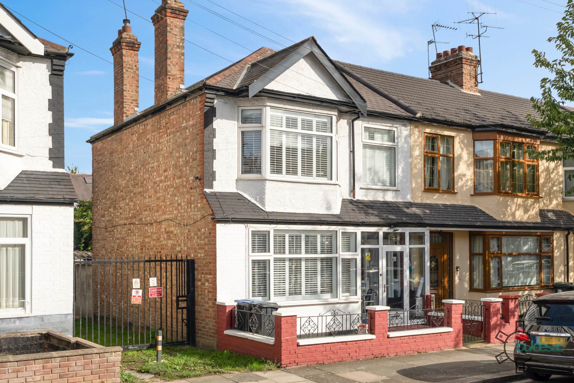 Parkstone Avenue, Upper Edmonton N18, Image 1
