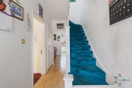 Parkstone Avenue, Upper Edmonton N18, Image 11