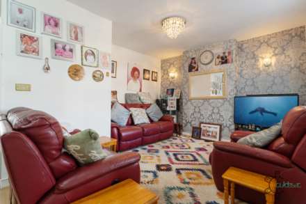 Parkstone Avenue, Upper Edmonton N18, Image 4