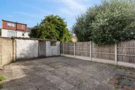 Parkstone Avenue, Upper Edmonton N18, Image 6