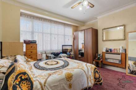 Parkstone Avenue, Upper Edmonton N18, Image 9