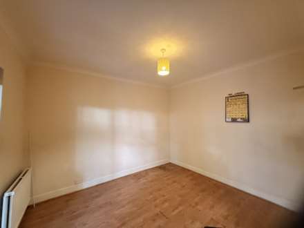 Mafeking Road, Tottenham, N17, Image 4