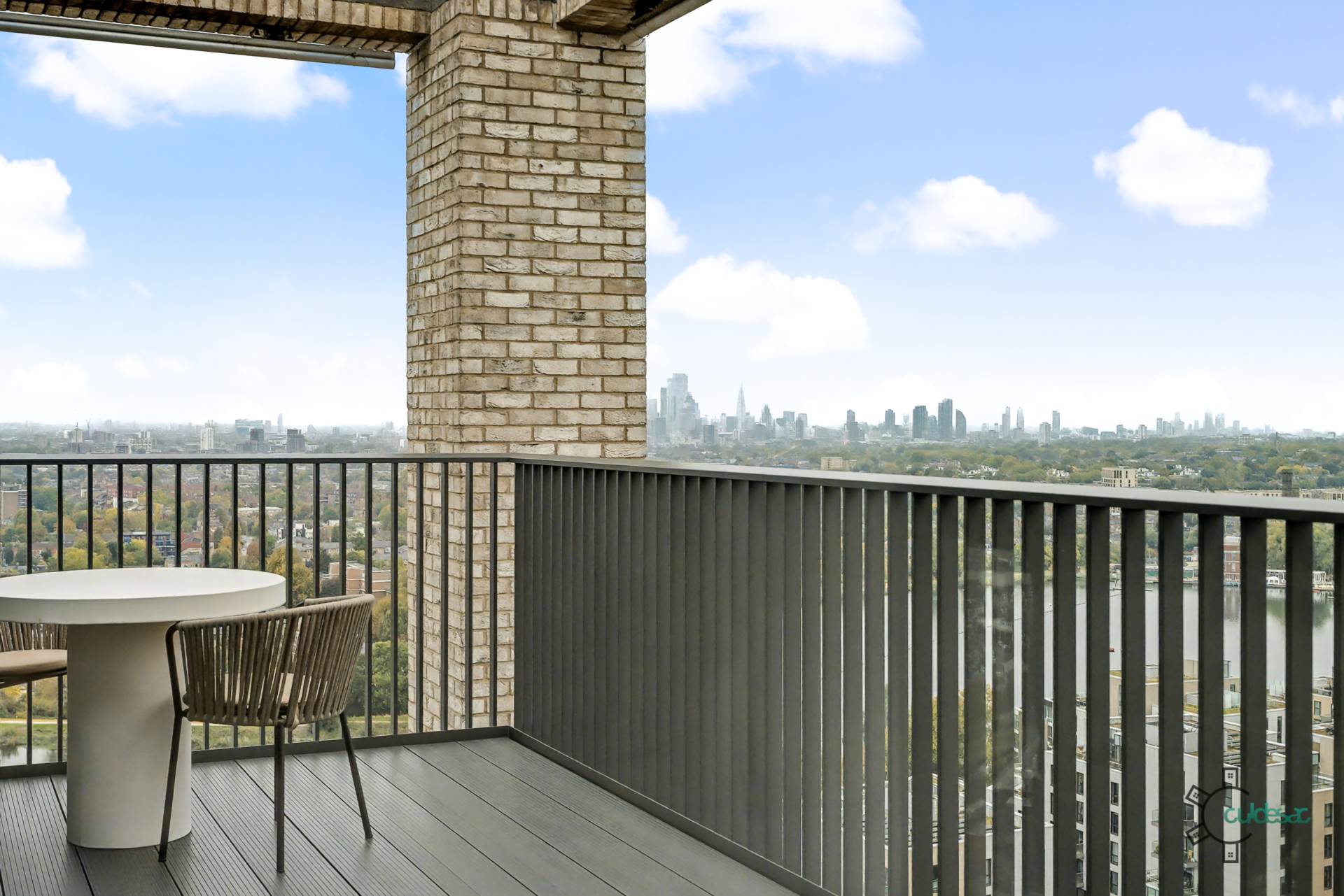 Emperor Point, Manor House N4, Image 22