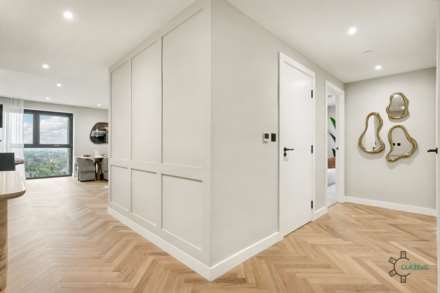 Emperor Point, Manor House N4, Image 10