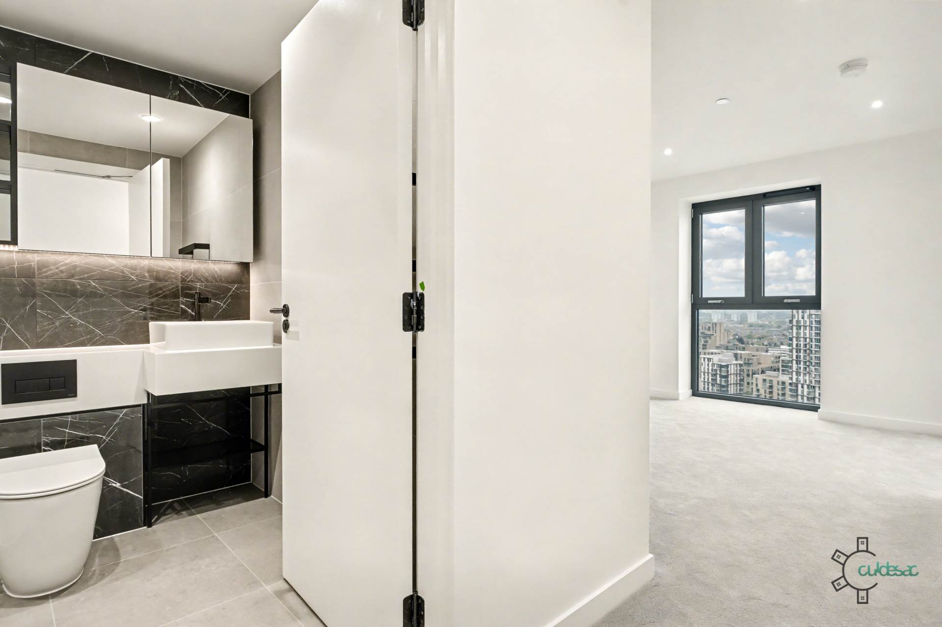 Emperor Point, Manor House N4, Image 4