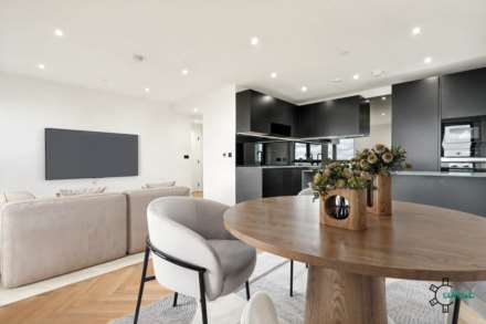 Emperor Point, Manor House N4, Image 2